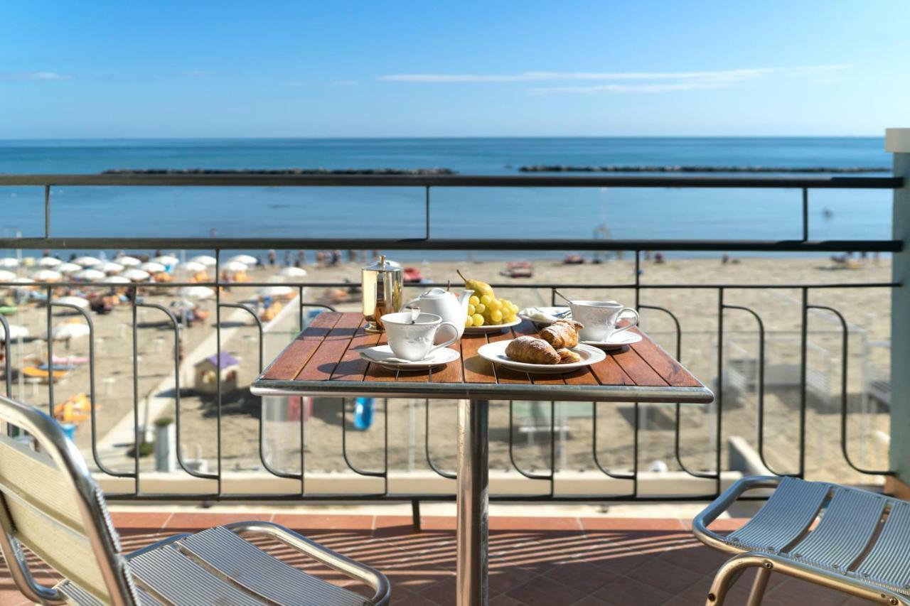 Hotel Strand Bellaria-Igea Marina Exteriör bild
