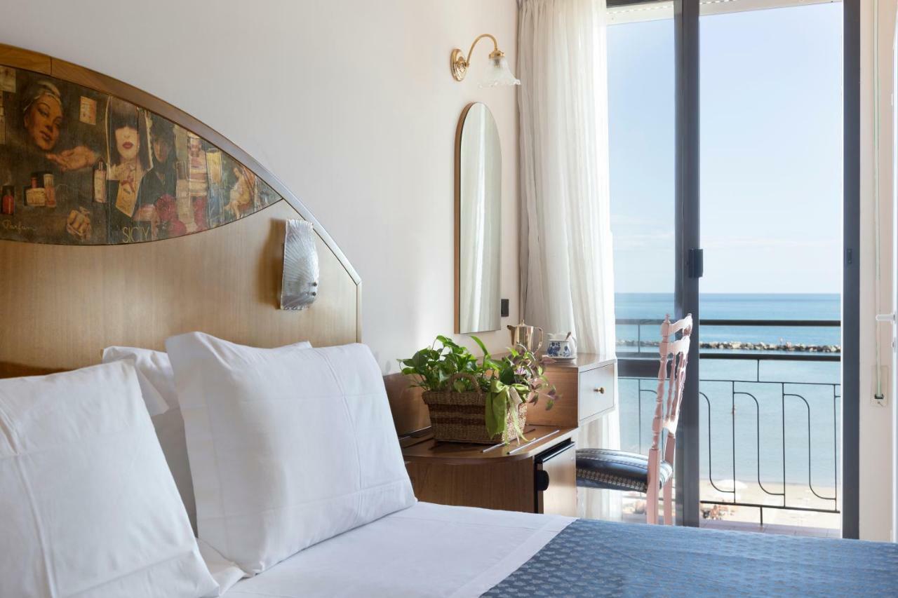Hotel Strand Bellaria-Igea Marina Exteriör bild