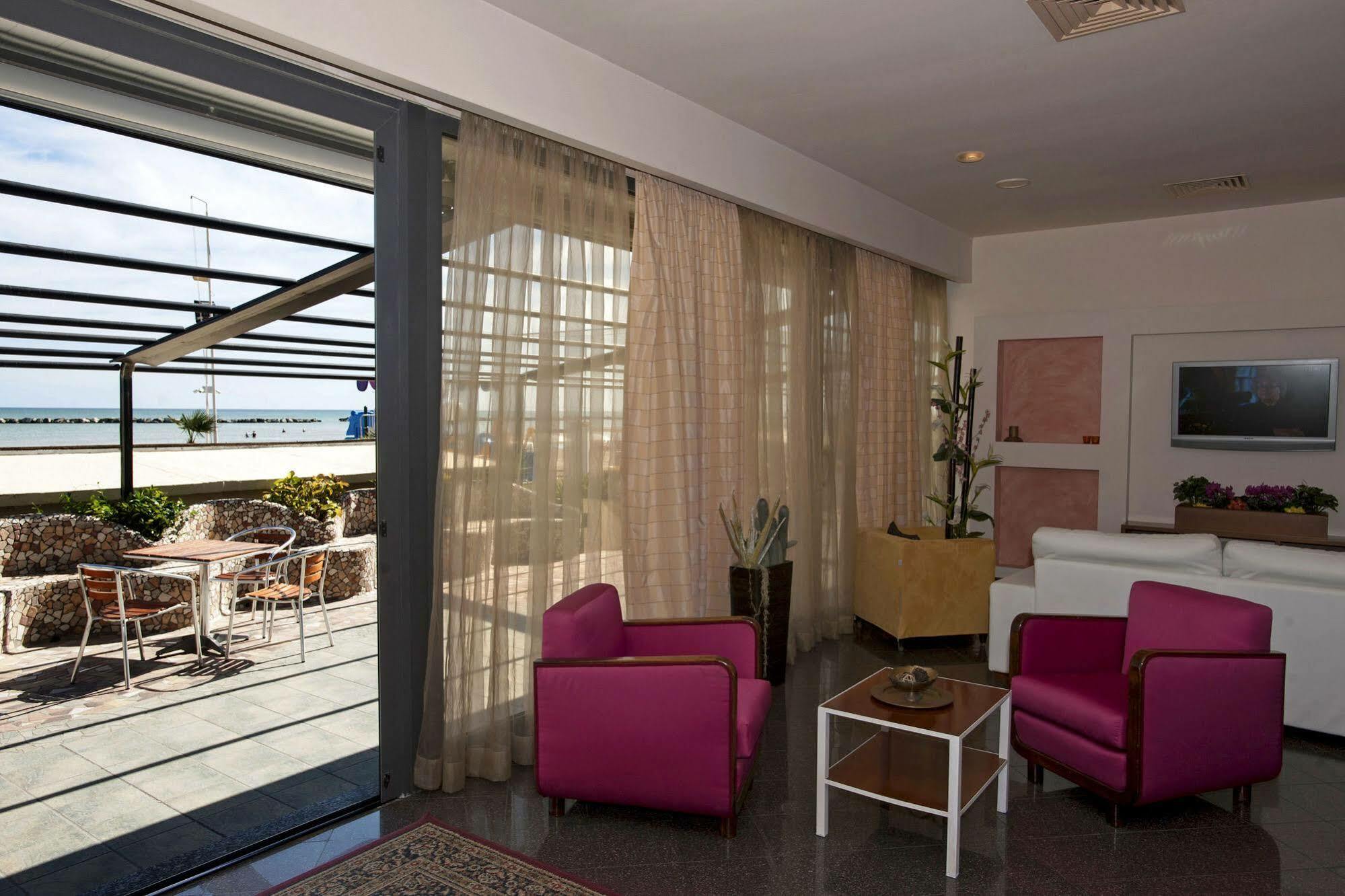 Hotel Strand Bellaria-Igea Marina Exteriör bild